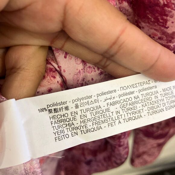 Zara pink satin abstract print button-down blouse with bishop sleeves Large 740 - Picture 7 of 9